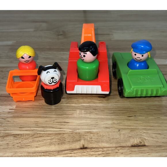 Vintage 1986 Fisher Price Little People Little Mini Mart W/Box. Missing 1 Piece - Picture 7 of 11